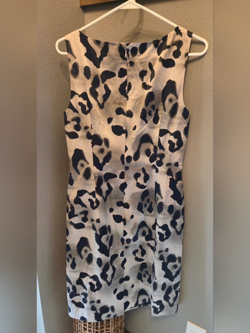 Anne Taylor 6 silk Blend animal print Sleeveless Sheath Dress Trending Neutral - Picture 14 of 15